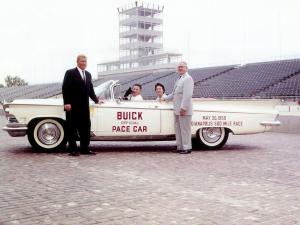 Buick Electra 225 Convertible Indy 500 Pace Car